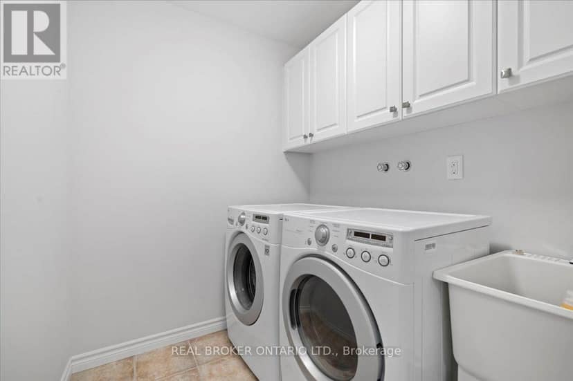 22 - 435 Winchester Drive — photo 28 of 40