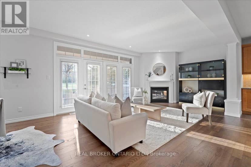 22 - 435 Winchester Drive — photo 3 of 40