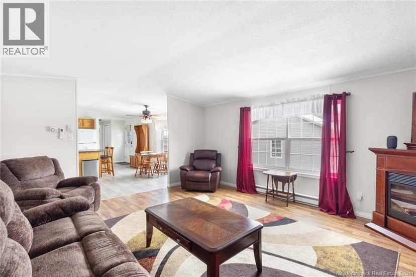 11 Wendy Crescent — photo 16 of 31