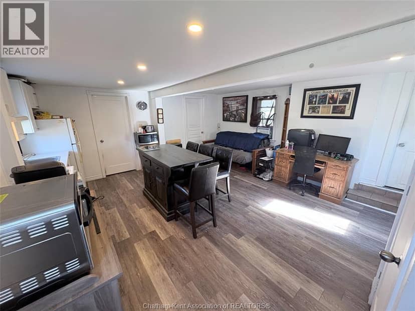 16 Wills Street, Wallaceburg, photo 6