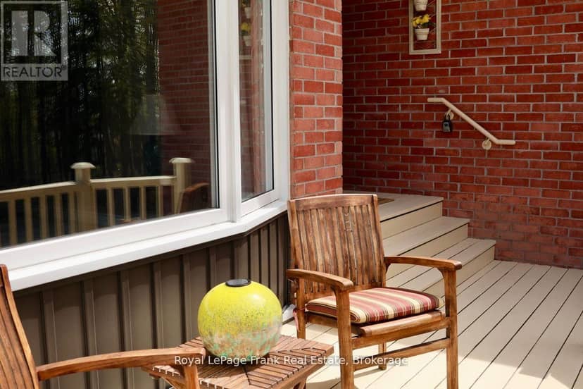 85 Ambleside Drive — photo 7 of 40