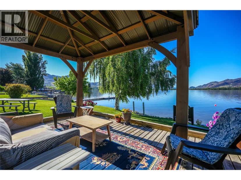 9 Harbour Key Drive, Osoyoos