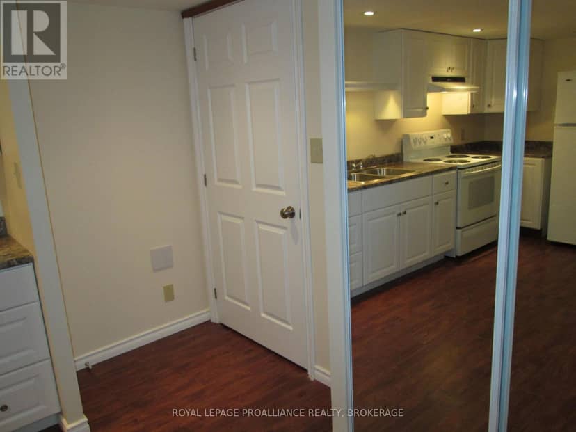 50 Campbell Crescent — photo 15 of 20
