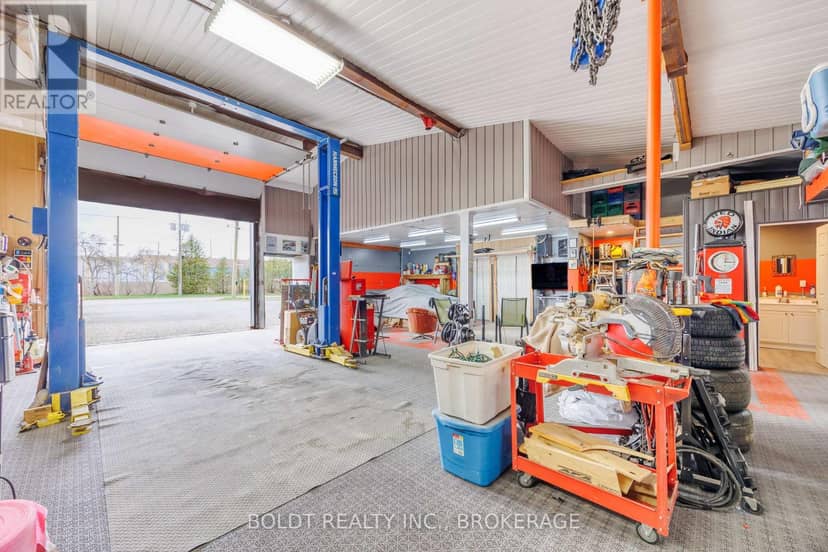 353 Dain Avenue — photo 9 of 18