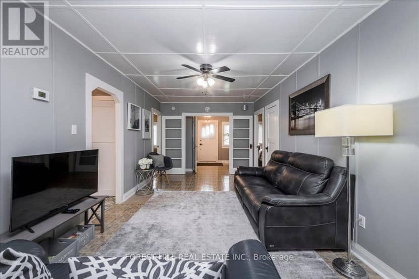 43 Lake Avenue — photo 8 of 32
