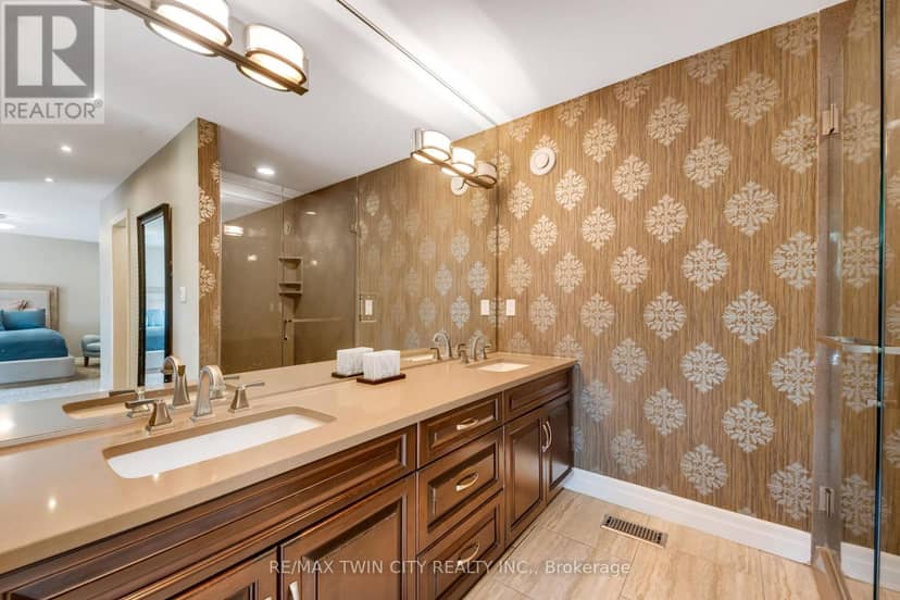 3 - 258 Edgewater Crescent — photo 19 of 40