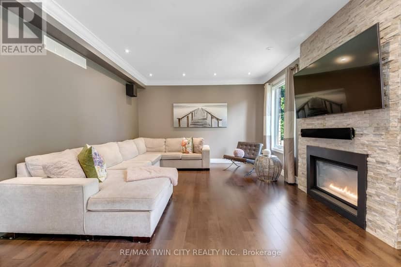3 - 258 Edgewater Crescent — photo 5 of 40