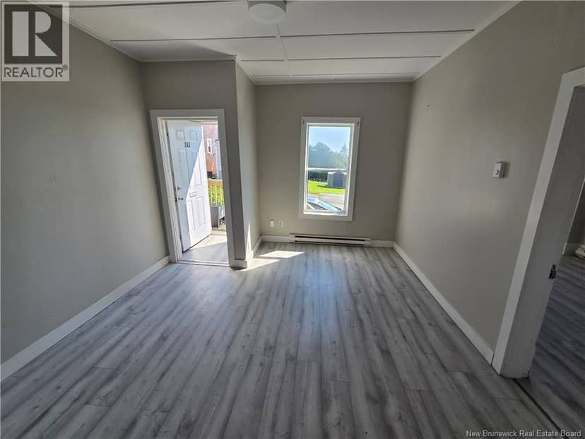 281-283 Wentworth Street — photo 3 of 13
