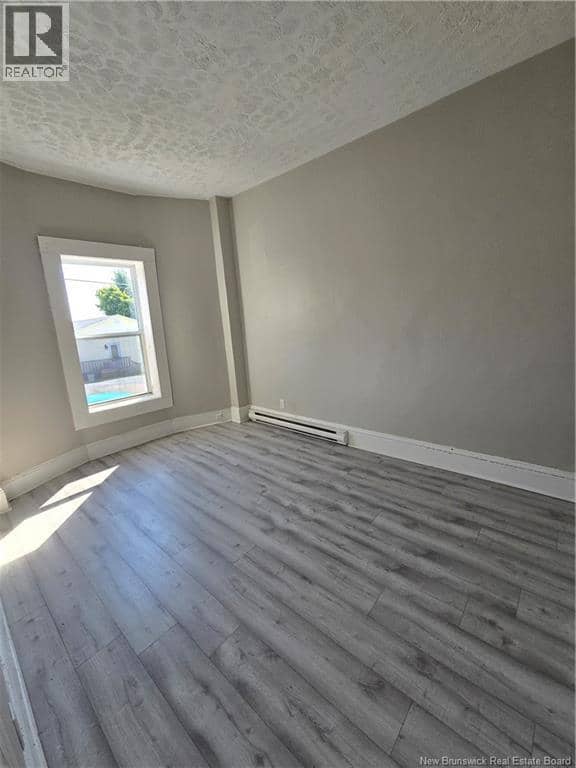 281-283 Wentworth Street — photo 5 of 13