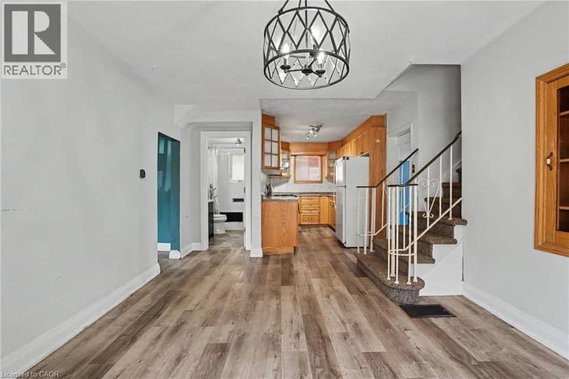 485 COCHRANE Road — photo 9 of 37