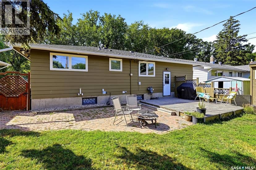 3210 Parliament AVENUE — photo 38 of 40
