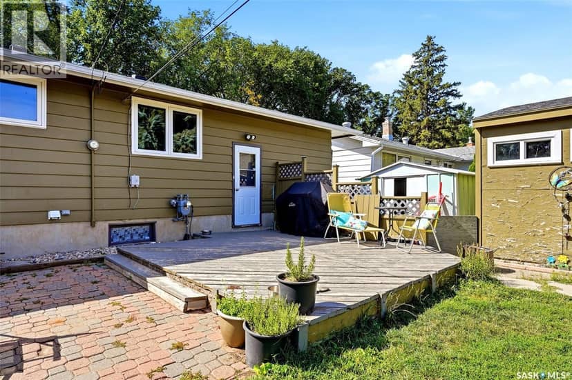 3210 Parliament AVENUE — photo 39 of 40