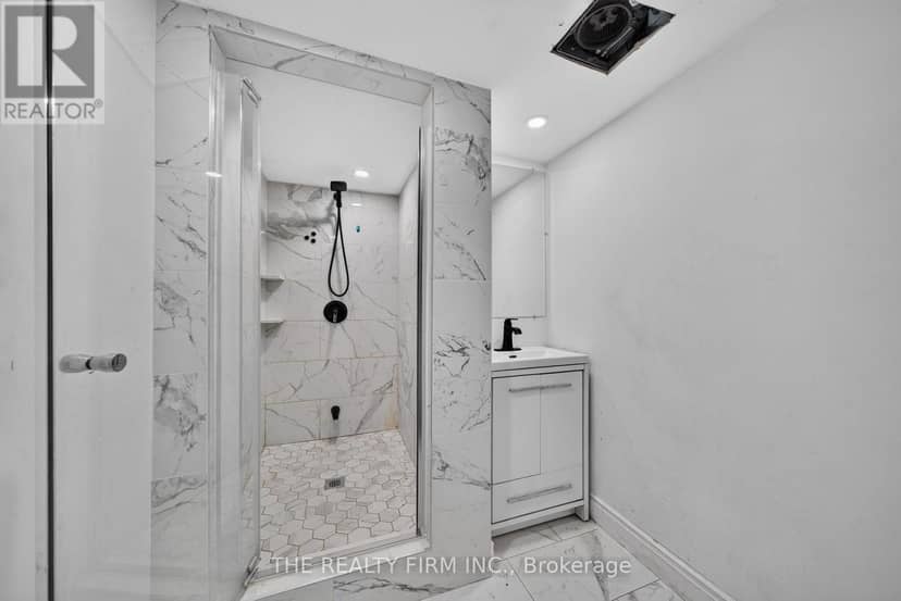 24 Fairview Court — photo 17 of 35