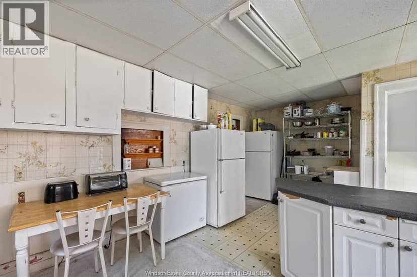 3177 Russell — photo 10 of 31