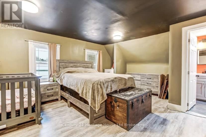 87 Bay Street — photo 10 of 32