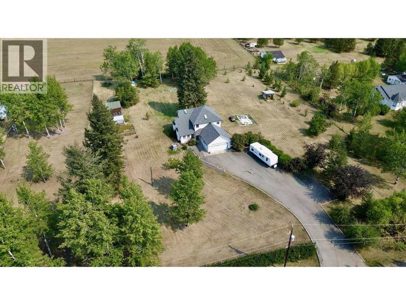 5581 LAKESIDE COURT, 103 Mile House, photo 6