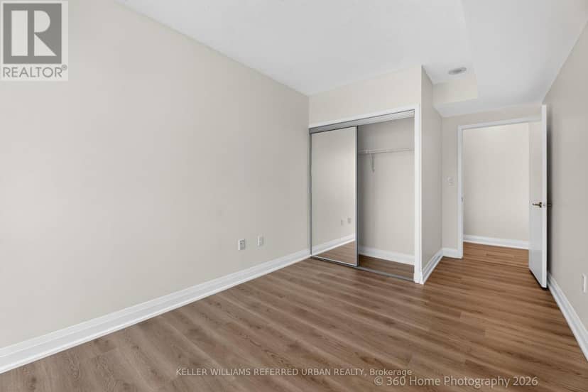 1503 - 5 Mariner Terrace — photo 37 of 40