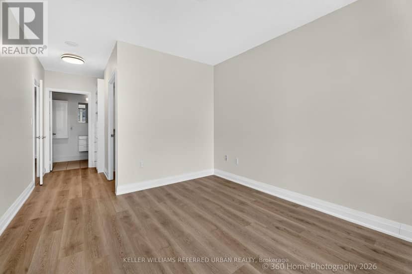 1503 - 5 Mariner Terrace — photo 32 of 40