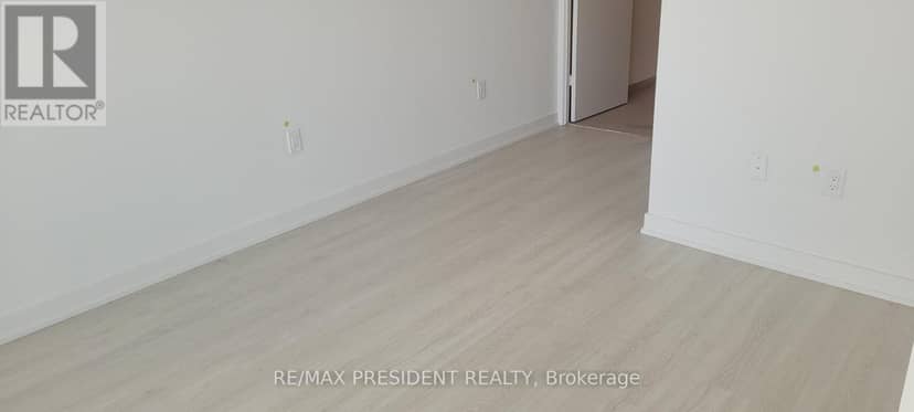 5310 - 3883 Quartz Road E — photo 2 of 7