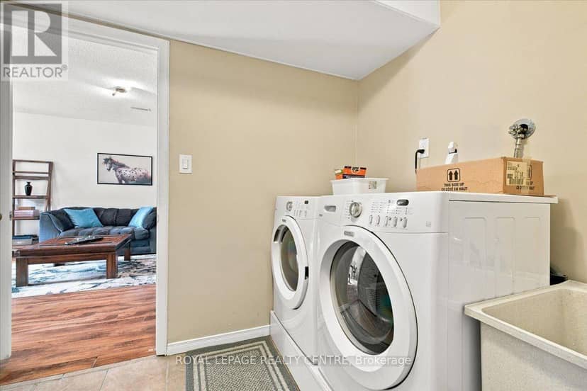 2564 Mainroyal Street — photo 37 of 40