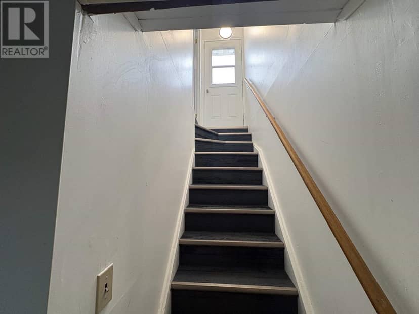 14 Albert ST — photo 30 of 33