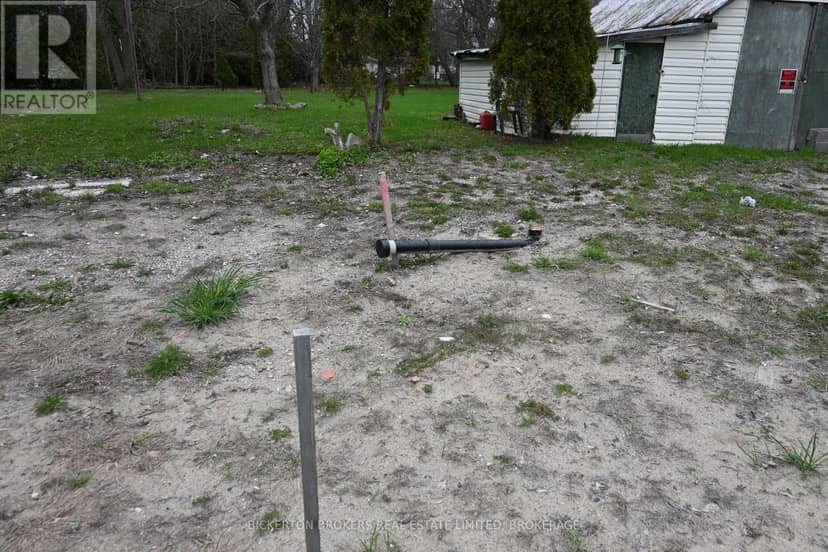 20 Grand Trunk Avenue — photo 7 of 8