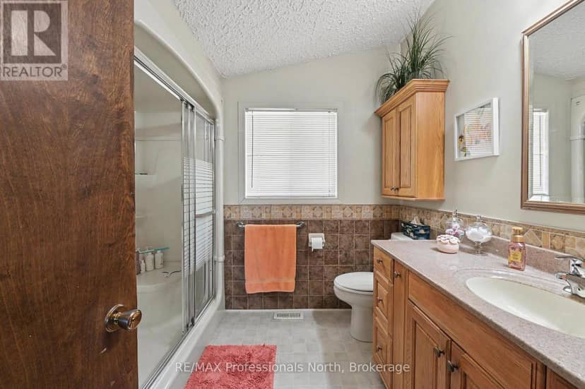 1015 Kelson Road — photo 21 of 40