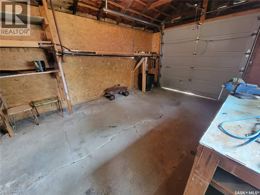 202 Irvine STREET — photo 14 of 16