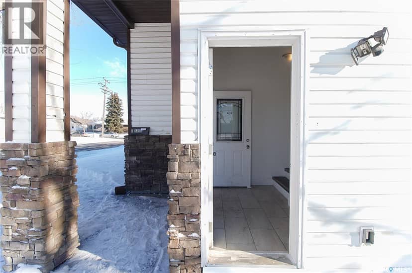 1400 Rothwell Street — photo 22 of 40