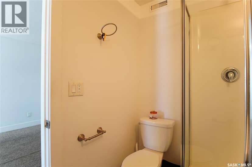 1400 Rothwell Street — photo 38 of 40
