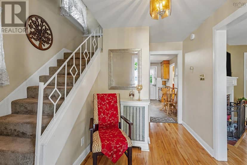 196 St. Peters Road — photo 12 of 34