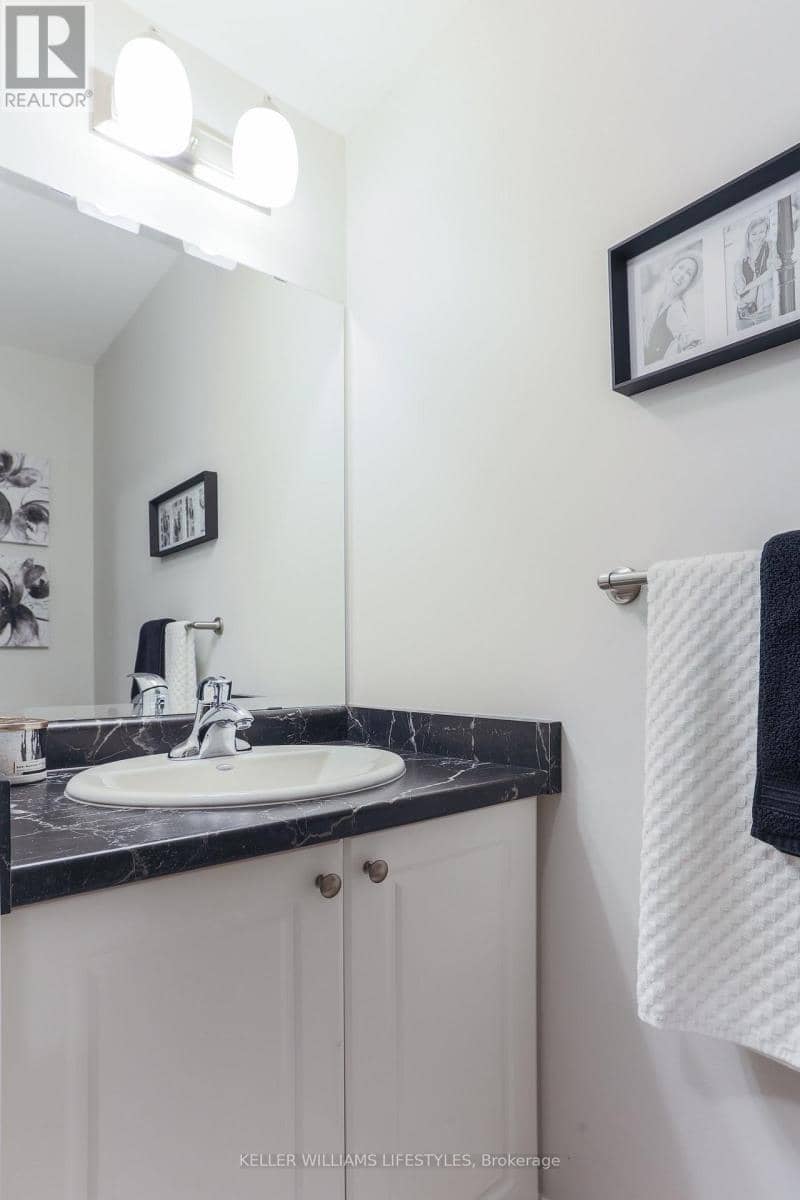 73 - 1061 Eagletrace Drive — photo 6 of 38