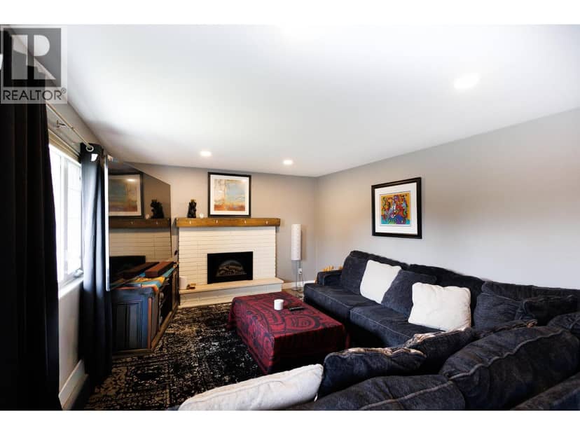 4922 SCOTT AVENUE, Terrace, photo 3