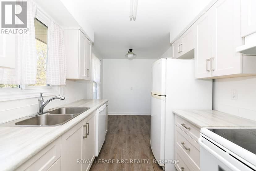 8 Kerwin Gate — photo 17 of 32