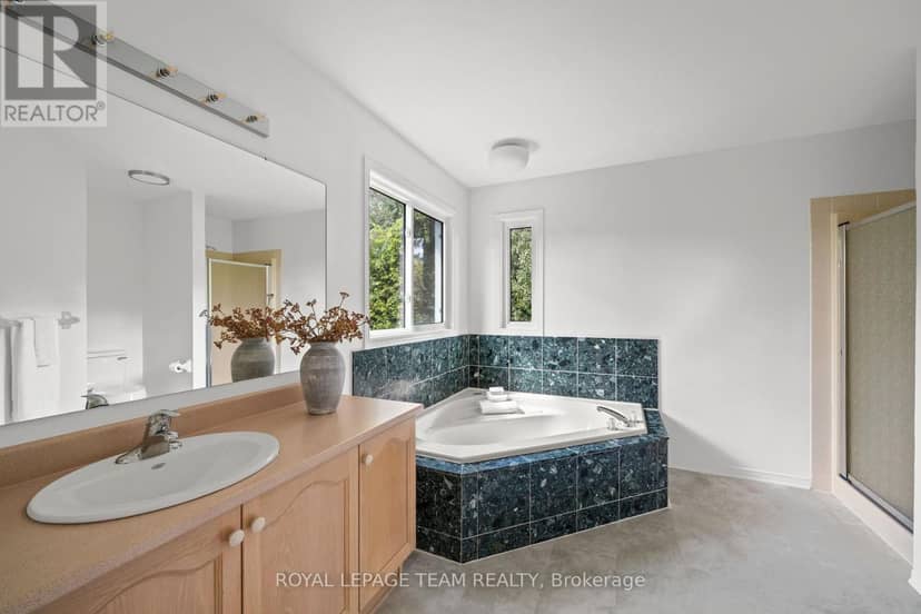 77 Sherring Court — photo 28 of 40