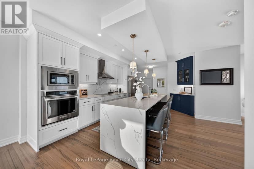 305 - 1880 Gordon Street — photo 8 of 40