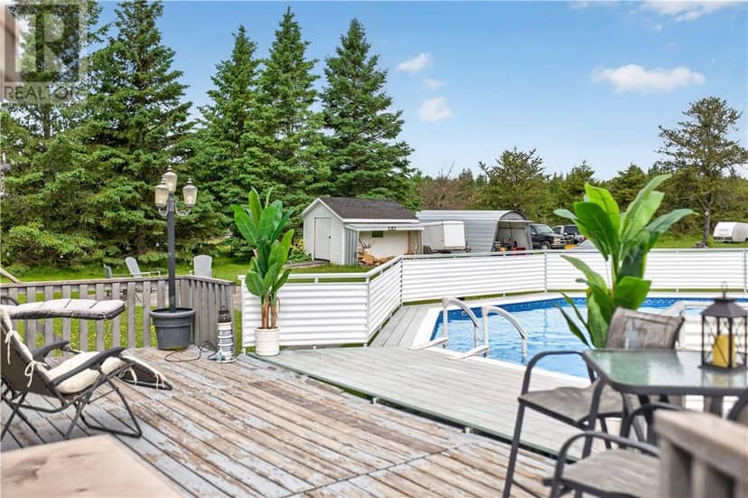 980 Radar Road, Hanmer, photo 2