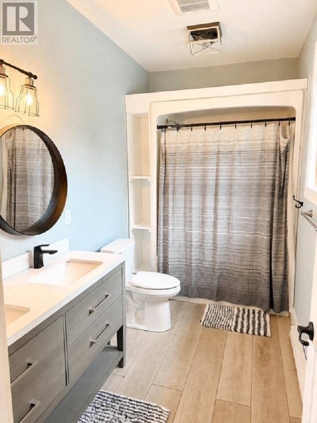 5483 Ellwood BLVD — photo 12 of 13