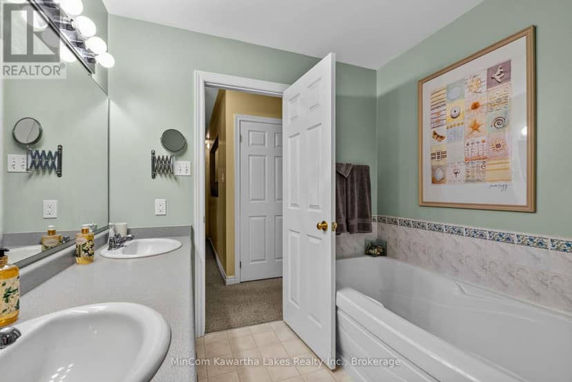 1069 Silverdale Road — photo 17 of 40