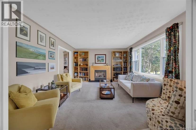 16 Braun Crescent — photo 9 of 40