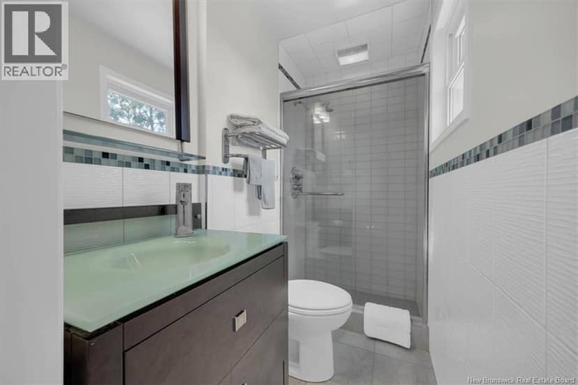 16 Braun Crescent — photo 25 of 40