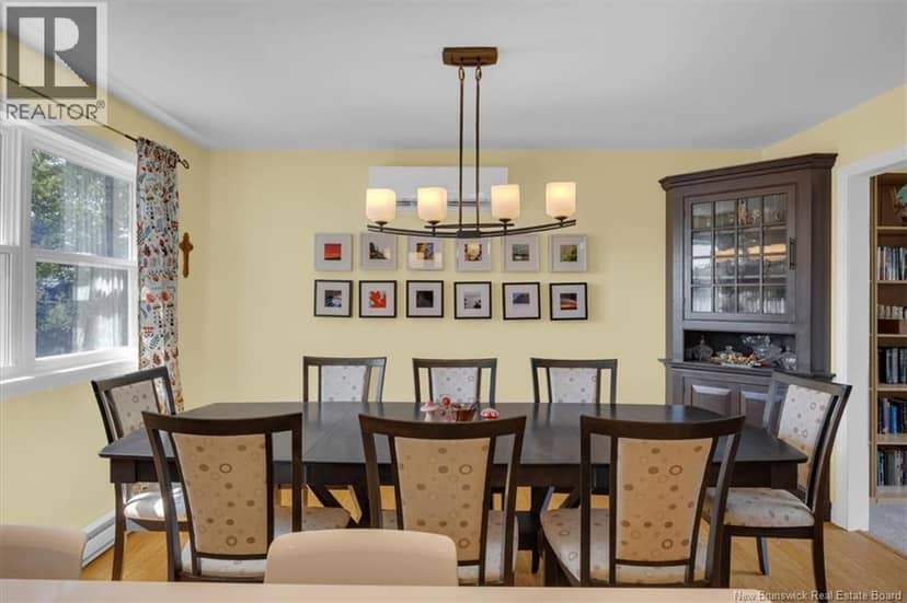 16 Braun Crescent — photo 12 of 40