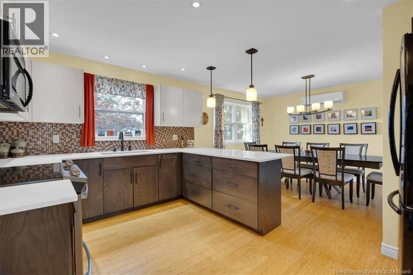 16 Braun Crescent — photo 15 of 40