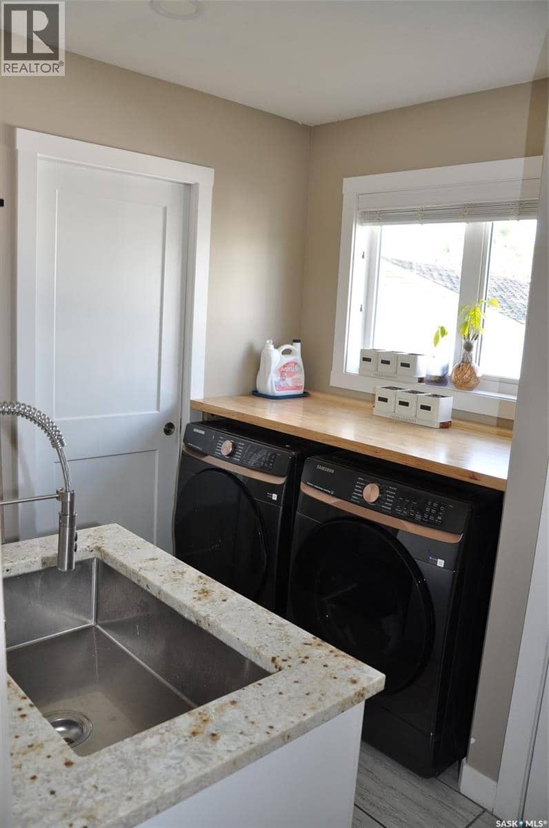 2261 Mcara STREET — photo 10 of 37