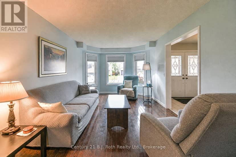 16 Frontier Avenue — photo 17 of 40