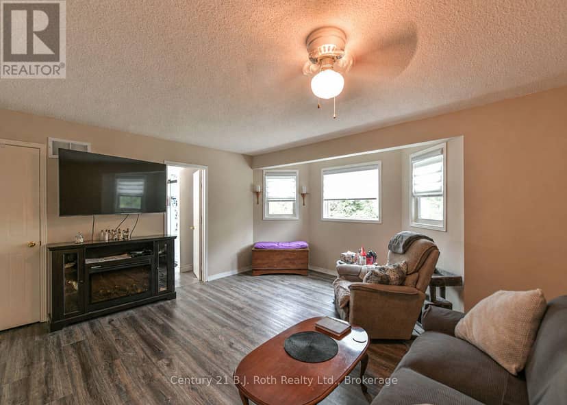 16 Frontier Avenue — photo 30 of 40