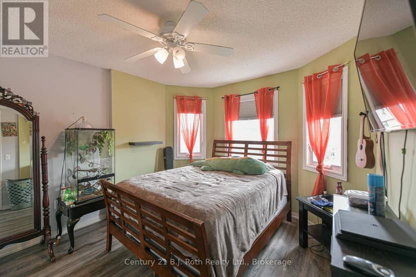 16 Frontier Avenue — photo 35 of 40