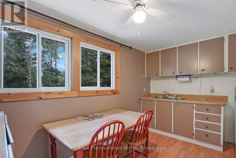 1052 Ablett Court — photo 13 of 40
