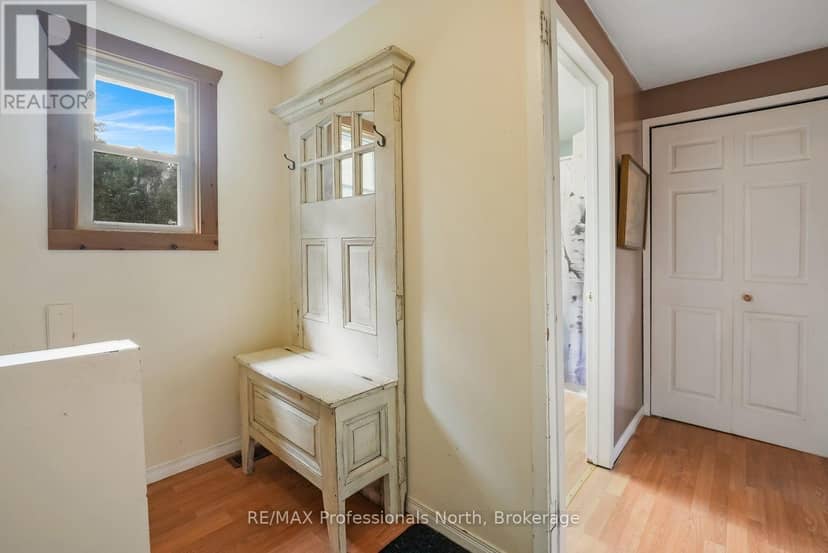 1052 Ablett Court — photo 8 of 40
