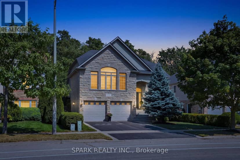 179 Tanners Drive S — photo 1 of 40